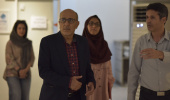 بازدید رییس دانشگاه از نمایشگاه آثار هنری و محصولات فرهنگی واحدهای فناور مرکز رشد و کارآفرینی